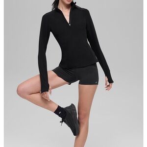 ALO Yoga Black Long Sleeve Rapid Pullover